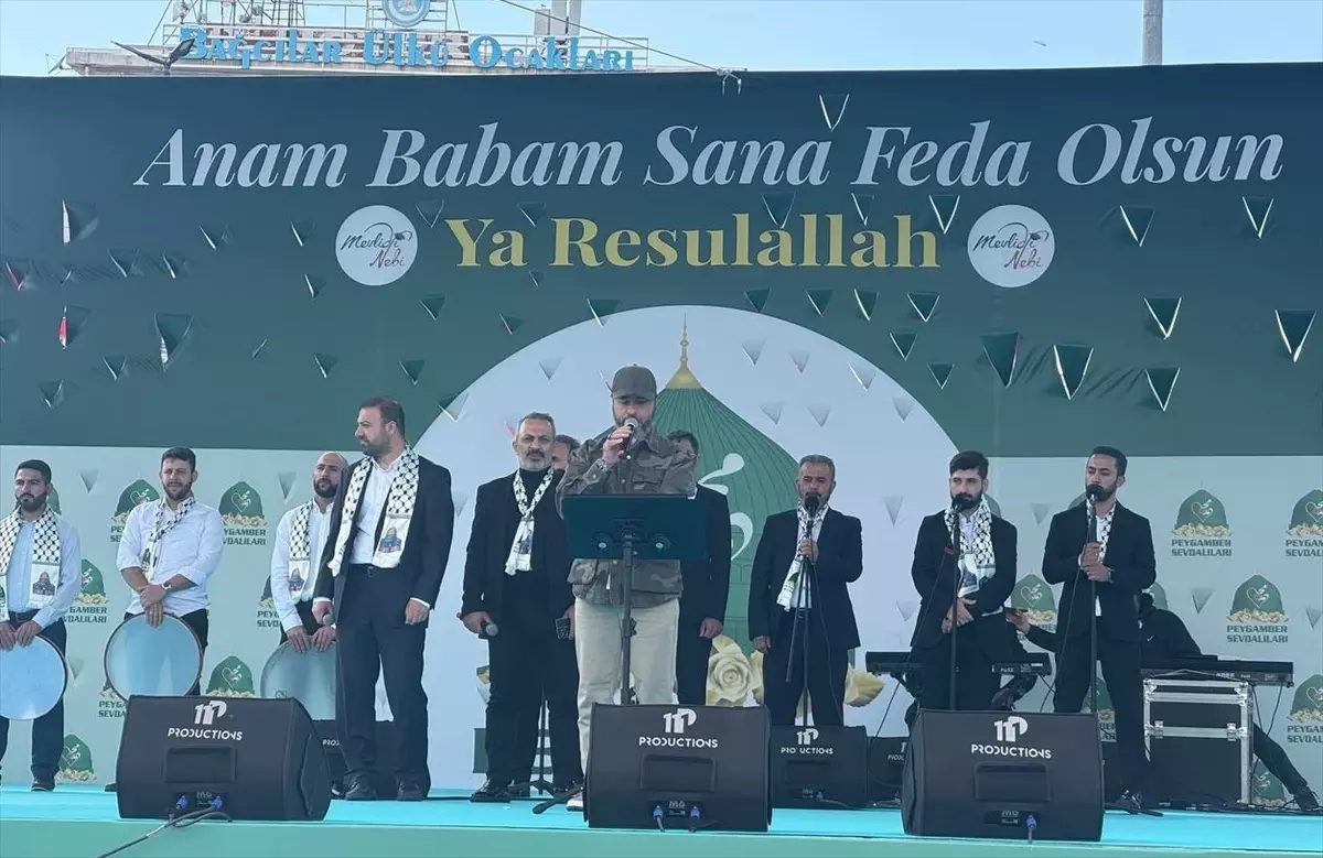 Bağcılar'da Mevlid-i Nebi Etkinliği: Filistin'e Destek Sloganı