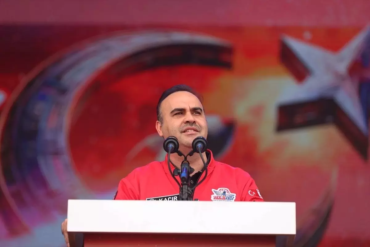 Bakan Kacır, TEKNOFEST KKTC'nin kapanış töreninde konuştu Açıklaması