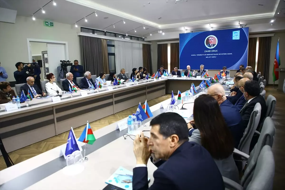 Türk Barometresi 2024 Tanıtımı Bakü'de Gerçekleşti