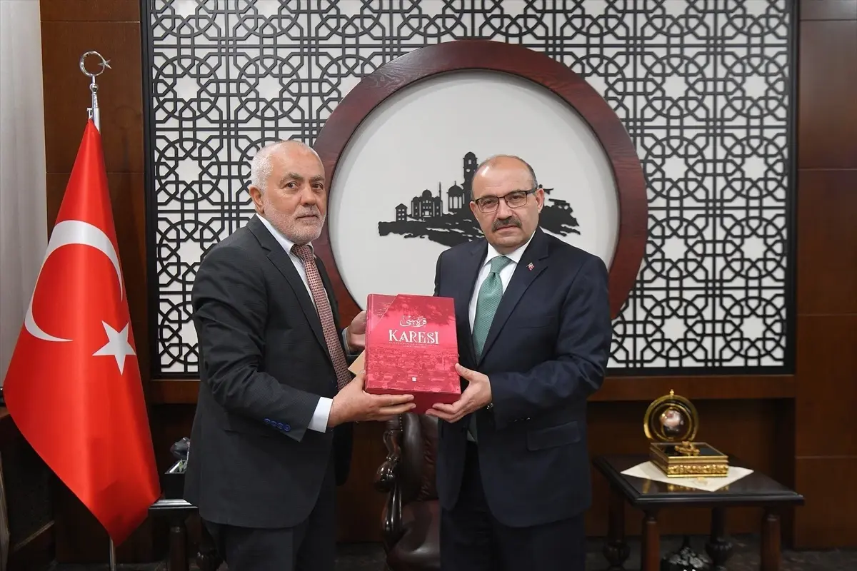 Balıkesir Valisi Ustaoğlu, Gazeteciler Cemiyeti Yönetimini Ağırladı