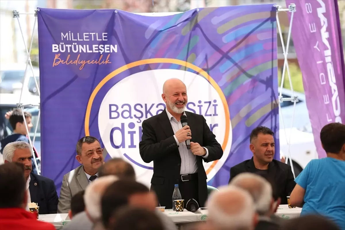 Kocasinan Belediye Başkanı Ahmet Çolakbayrakdar, Mahallelerde Vatandaşlarla Buluştu