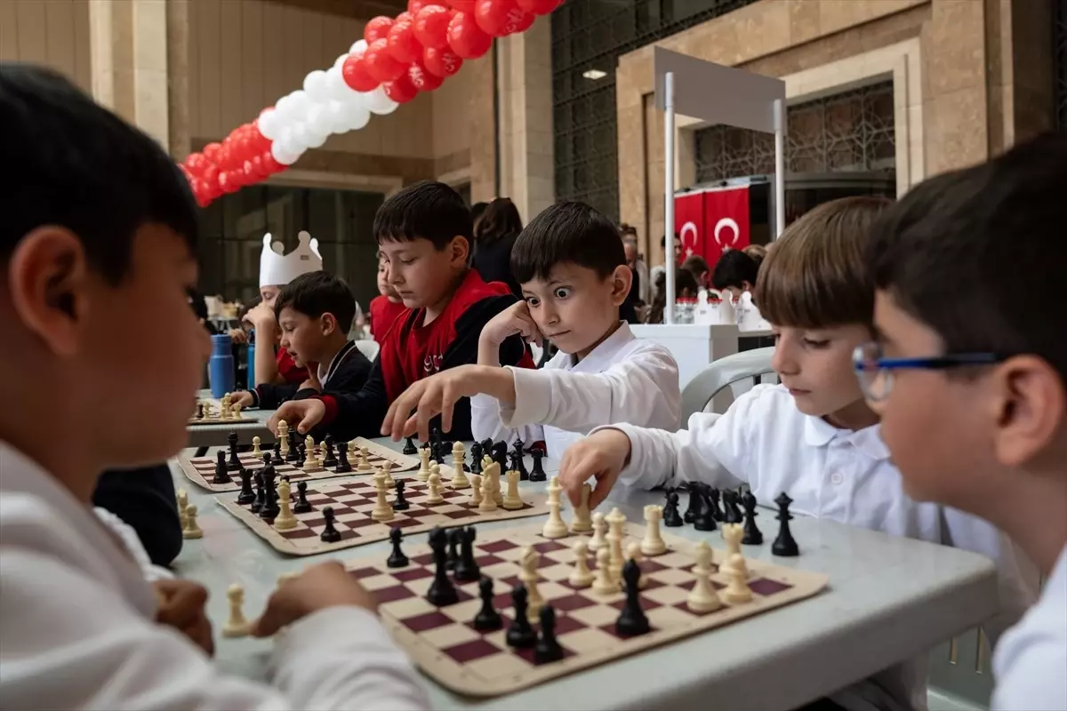 23 Nisan'da Çocuklar İçin Sanat Atölyeleri Düzenlendi