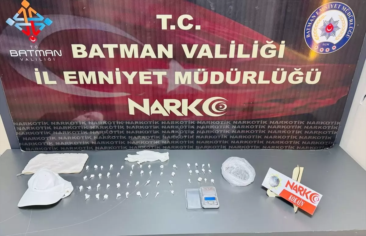Batman'da Uyuşturucu Operasyonu: 2 Şüpheli Yakalandı, 1'i Tutuklandı