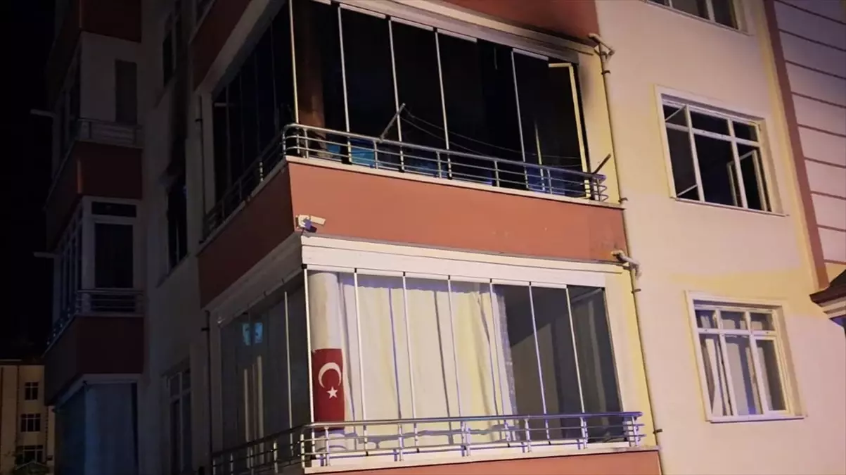 Beypazarı'nda Evde Yangın: Soruşturma Başlatıldı