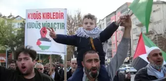 Beyşehir'de Gazze'ye Destek Yürüyüşü Düzenlendi