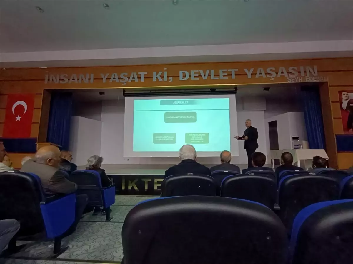 Pazaryeri'nde Muhtarlara Bilgilendirme ve Eğitim Toplantısı Düzenlendi