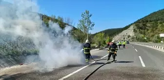 Bilecik'te Otomobil Yangını Kontrol Altına Alındı
