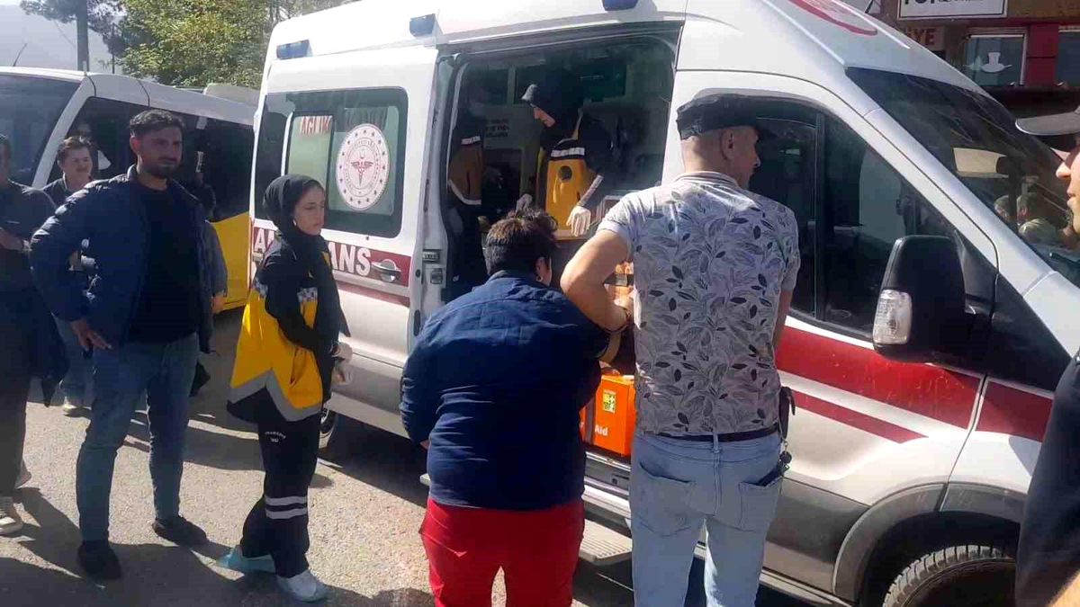 Karabük'te Taş, Bıçak ve Duba ile Kavga: 1 Yaralı
