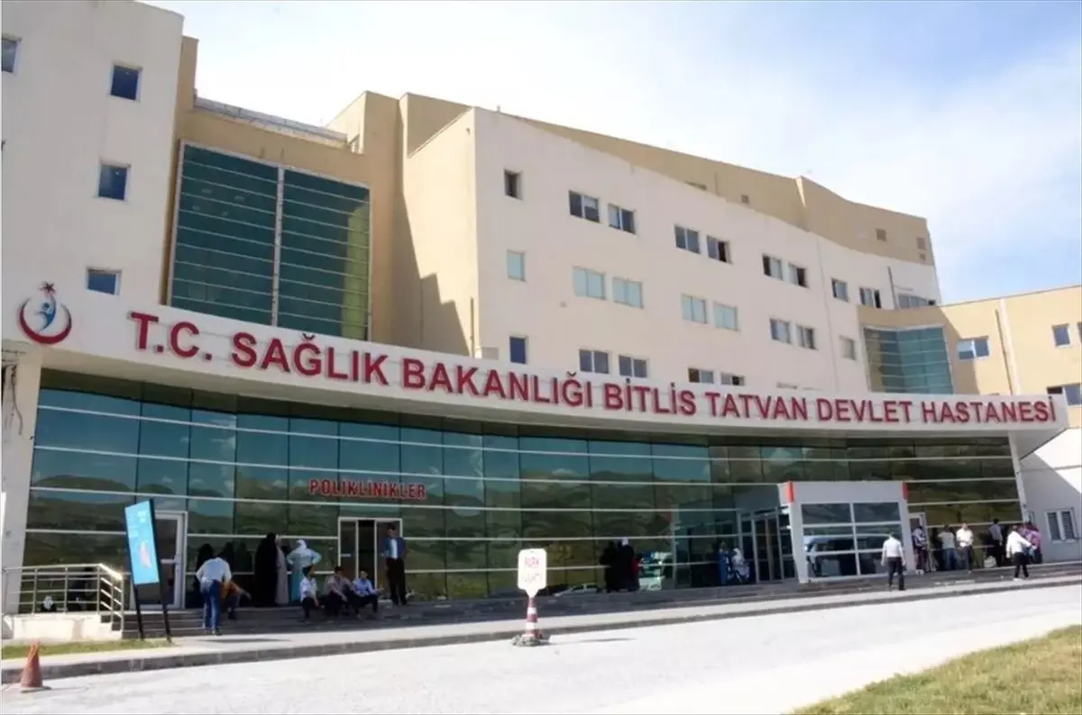 Tatvan Devlet Hastanesi'nde Ek Randevularla MHRS Yoğunluğu Azaltıldı