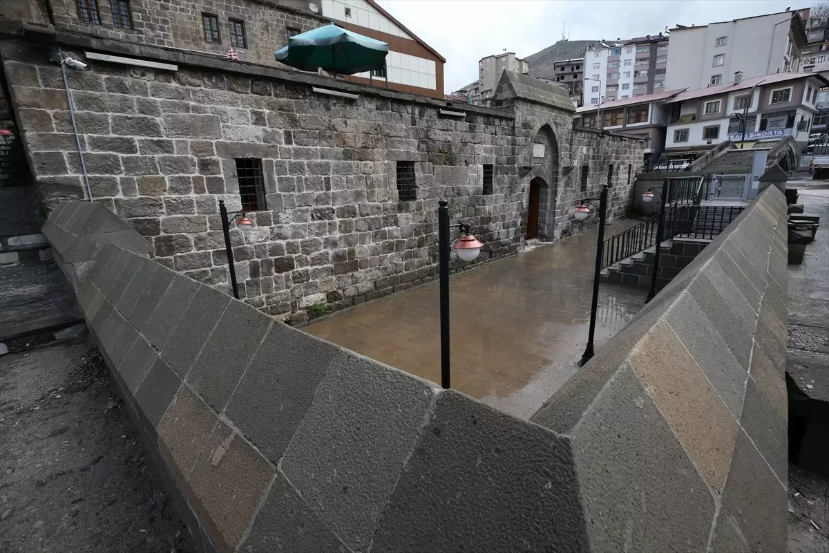 Bitlis'teki Hazo Hanı Restore Edildi, Turizme Kazandırıldı