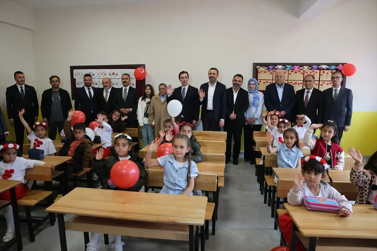 Bitlis'te Yeni Bir Eğitim Yuvası Açıldı
