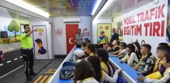 Otomobil Kullanma Becerileri Boyabat'taki Öğrencilere Eğlenceli Bir Şekilde Öğretildi