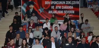 Muş'ta Voleybol Turnuvası Şampiyonu Gençlik ve Spor İlçe Müdürlüğü