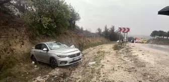Burdur'da Tır ve Otomobil Çarpıştı: 4 Yaralı
