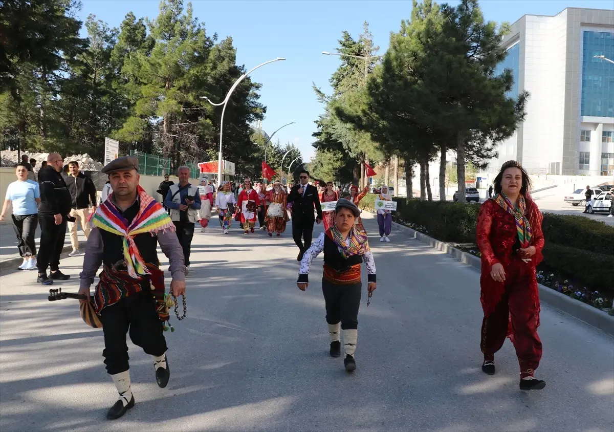 Burdur'da Yörük Göçü Canlandırıldı