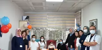 Bursa'da Böbrek Nakliyle Hayat Bulan Çocuklar Doktorlarıyla Buluştu