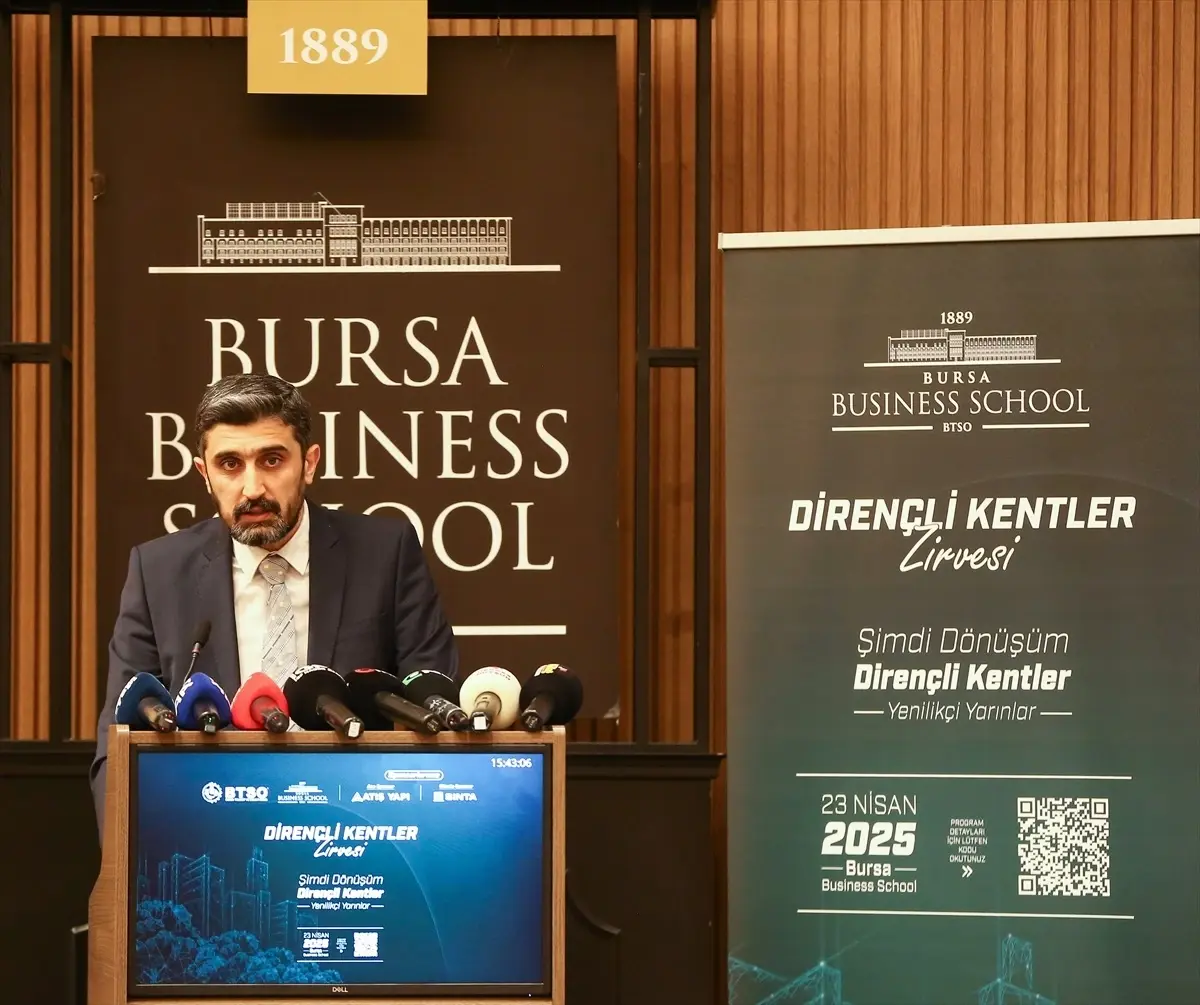Bursa'da 'Dirençli Kentler Zirvesi' düzenlendi