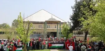 Bursa'da Filistinli Öğrenciler İsrail Saldırılarını Protesto Etti