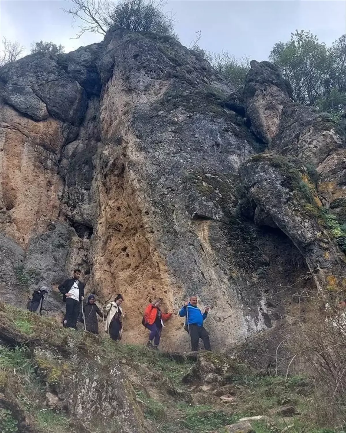 Öğretmenlerden Doğa Yürüyüşü Etkinliği