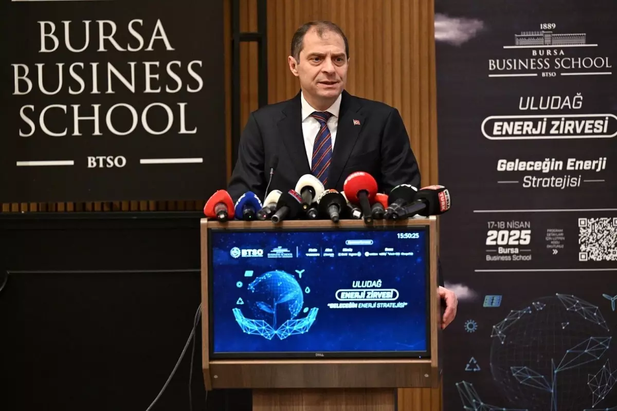 Bursa'da 'Uludağ Enerji Zirvesi' start aldı