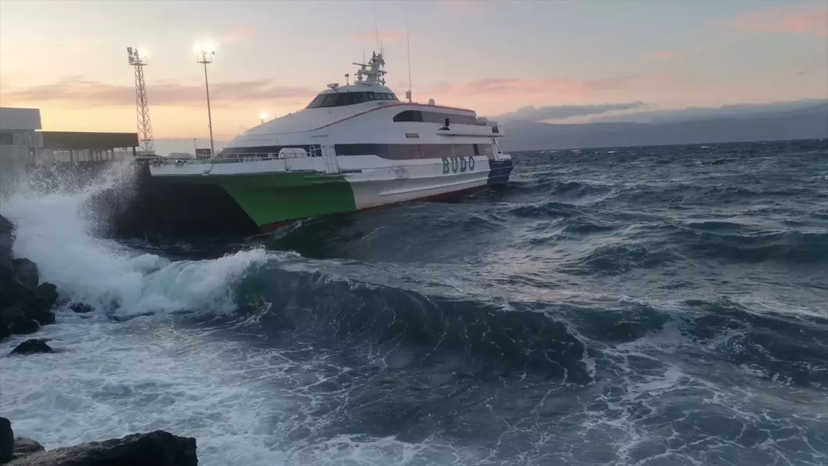 Bursa-İstanbul Deniz Otobüsü Seferleri Olumsuz Hava Koşulları Nedeniyle İptal Edildi