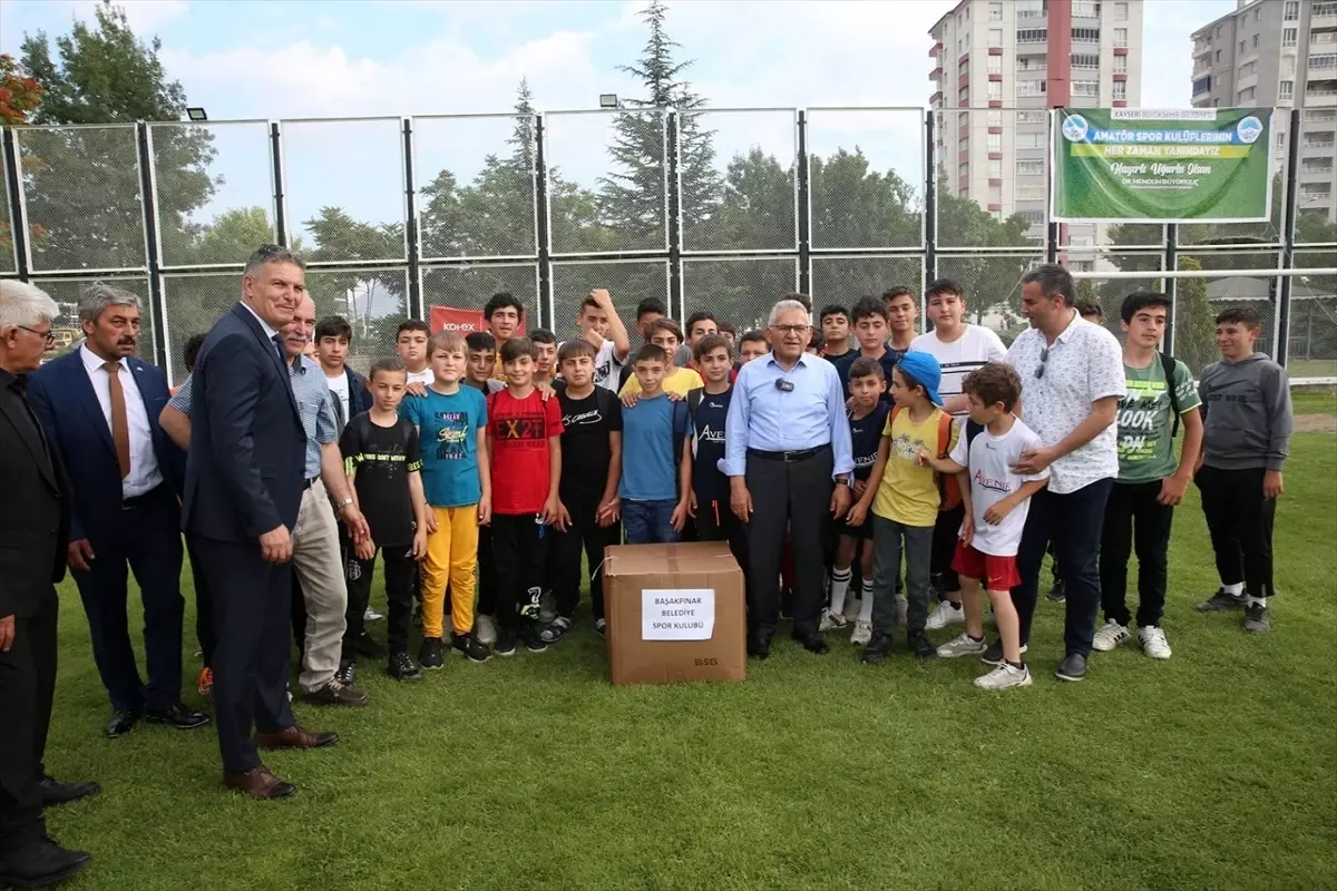 Kayseri Belediyesi Amatör Sporlara 27 Milyon Lira Destek Sağladı