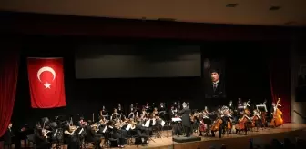 Gençlik Senfoni Orkestrası Çanakkale'de Konser Verdi