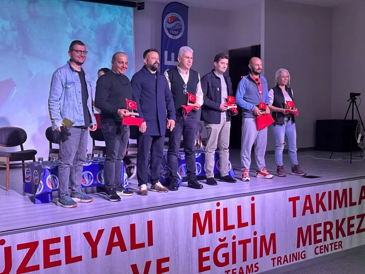 Çanakkale'de Zıpkınla Balık Avı ve Serbest Dalış Çalıştayı Düzenlendi