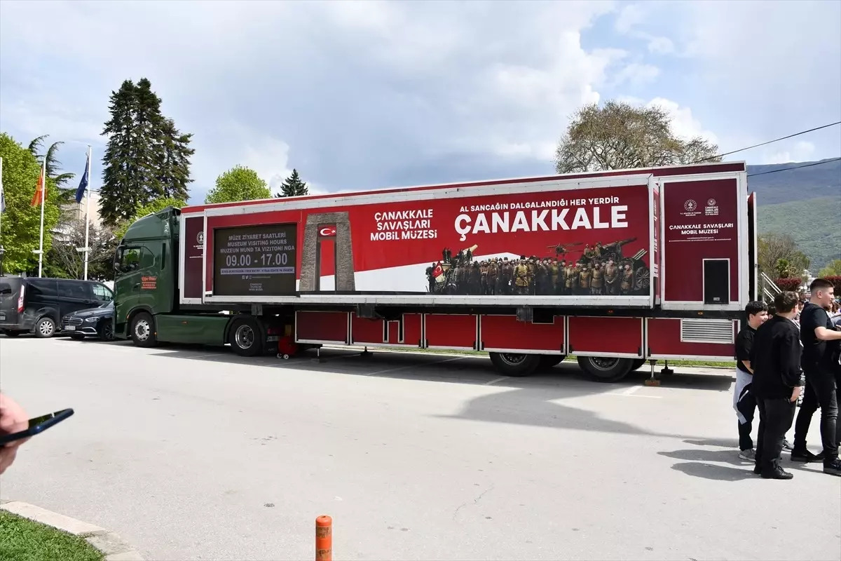 Çanakkale Savaşları Mobil Müzesi Ohri'de Ziyaretçilerini Ağırladı
