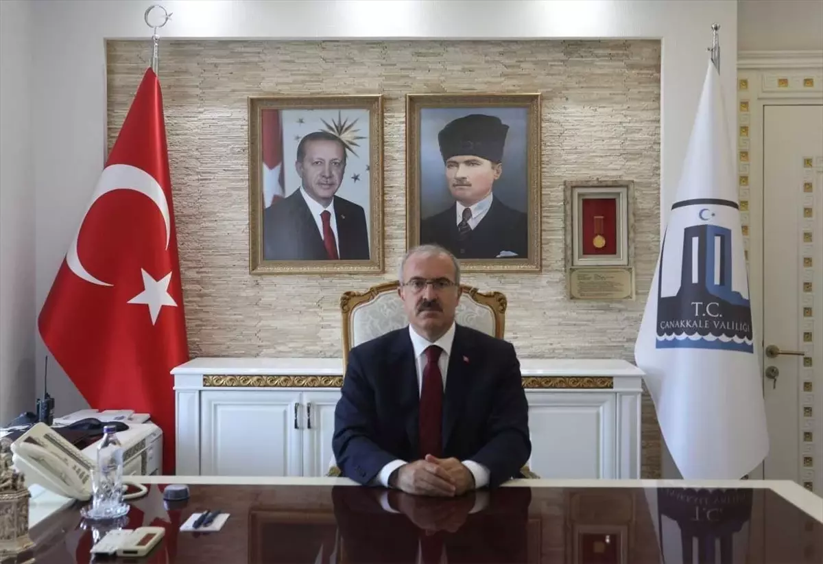 Çanakkale Valisi Toraman, 23 Nisan Ulusal Egemenlik ve Çocuk Bayramı'nı kutladı