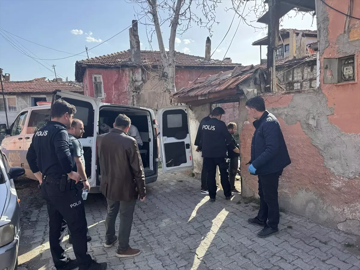 Çankırı'da Uyuşturucu Operasyonu: 6 Zanlı Gözaltına Alındı