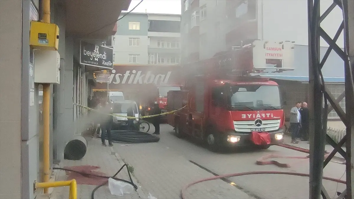Samsun'un Çarşamba İlçesinde Depo Yangını