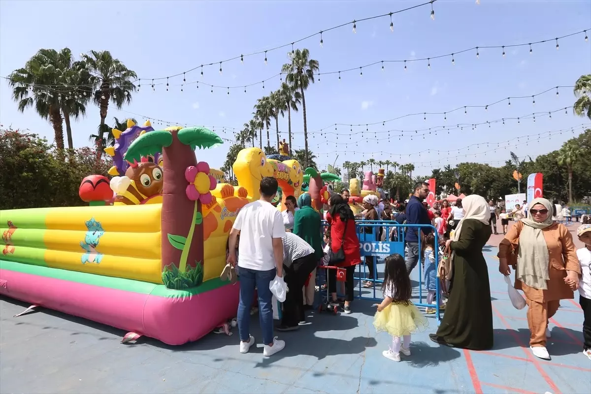 İskenderun'da 23 Nisan Şenliği Coşkusu