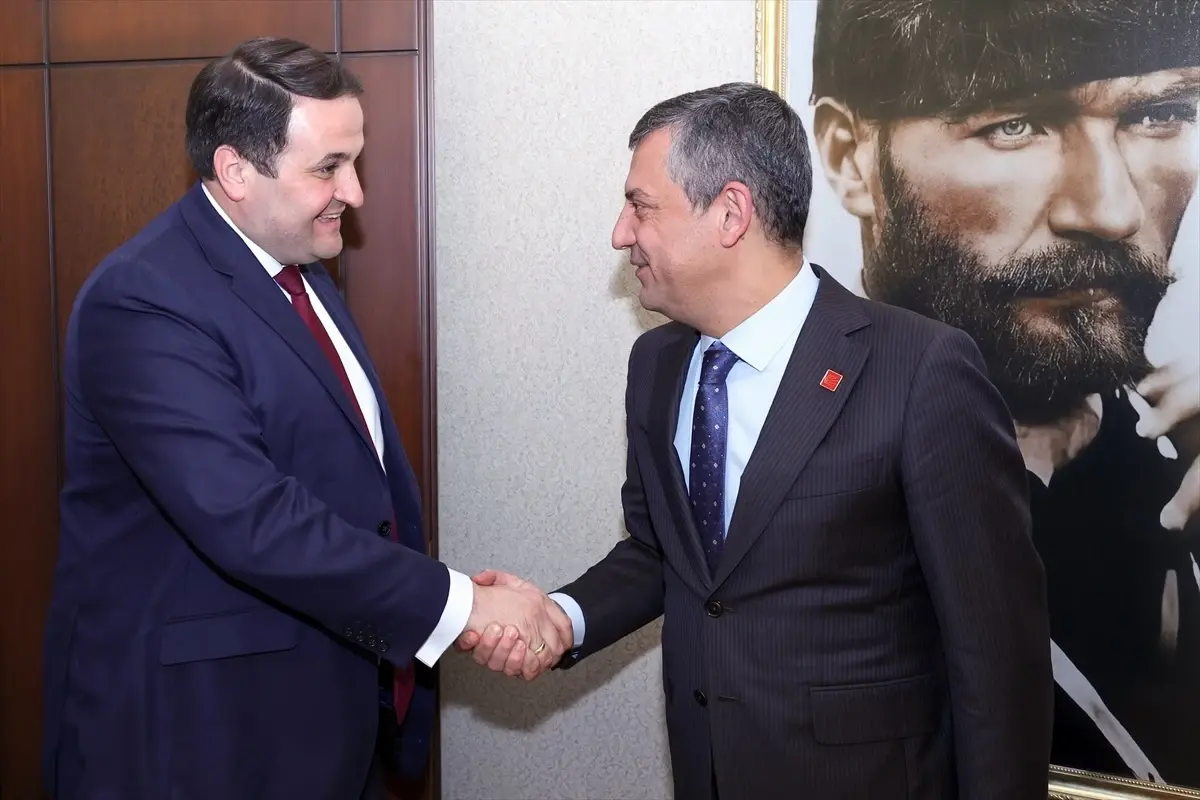 Özgür Özel, Almanya'nın Bakanı ile Görüştü