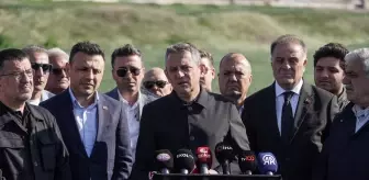Özgür Özel, İmamoğlu'nu Cezaevinde Ziyaret Etti