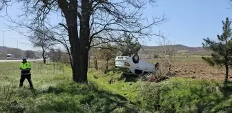 Çorum'da Trafik Kazası: Sürücü Yaralandı