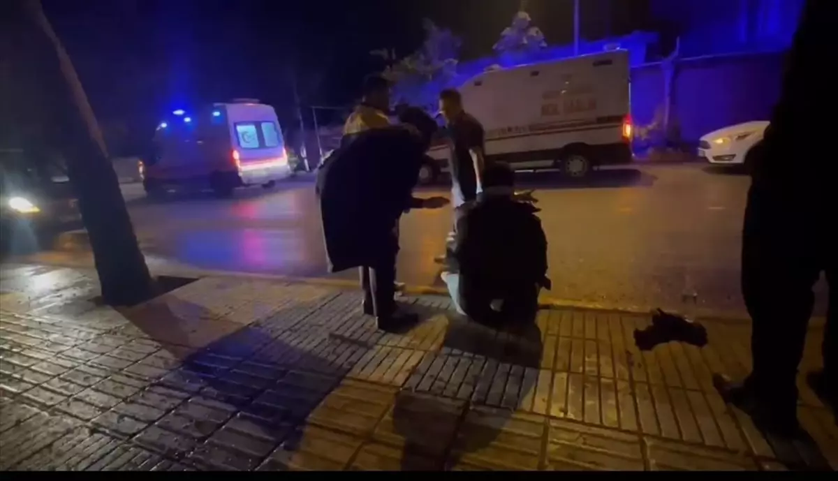 Çorum'da Motosikletin Yayaya Çarpması Sonucu 2 Yaralı