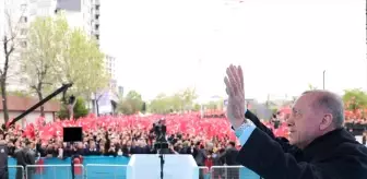 Cumhurbaşkanı Erdoğan: 'Bugün tam 2 milyon 840 binin üzerinde vatandaşımıza evde sağlık hizmeti veriyoruz.'