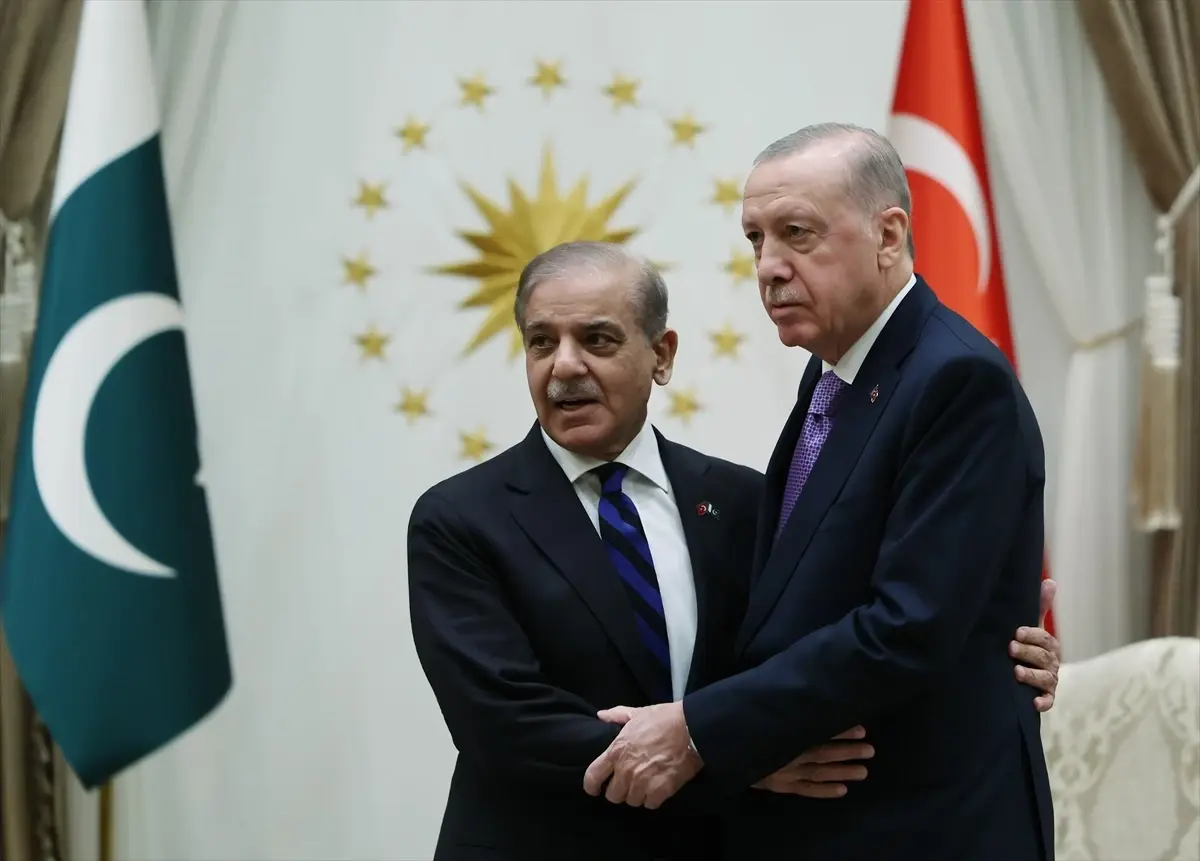 Cumhurbaşkanı Erdoğan, Pakistan Başbakanı Şerif'i kabul etti ve onuruna yemek verdi