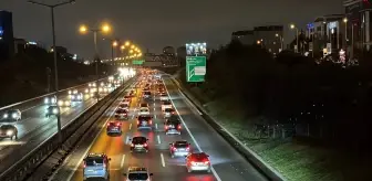 İstanbul'dan Kaçış Trafiği Yoğunlaştı