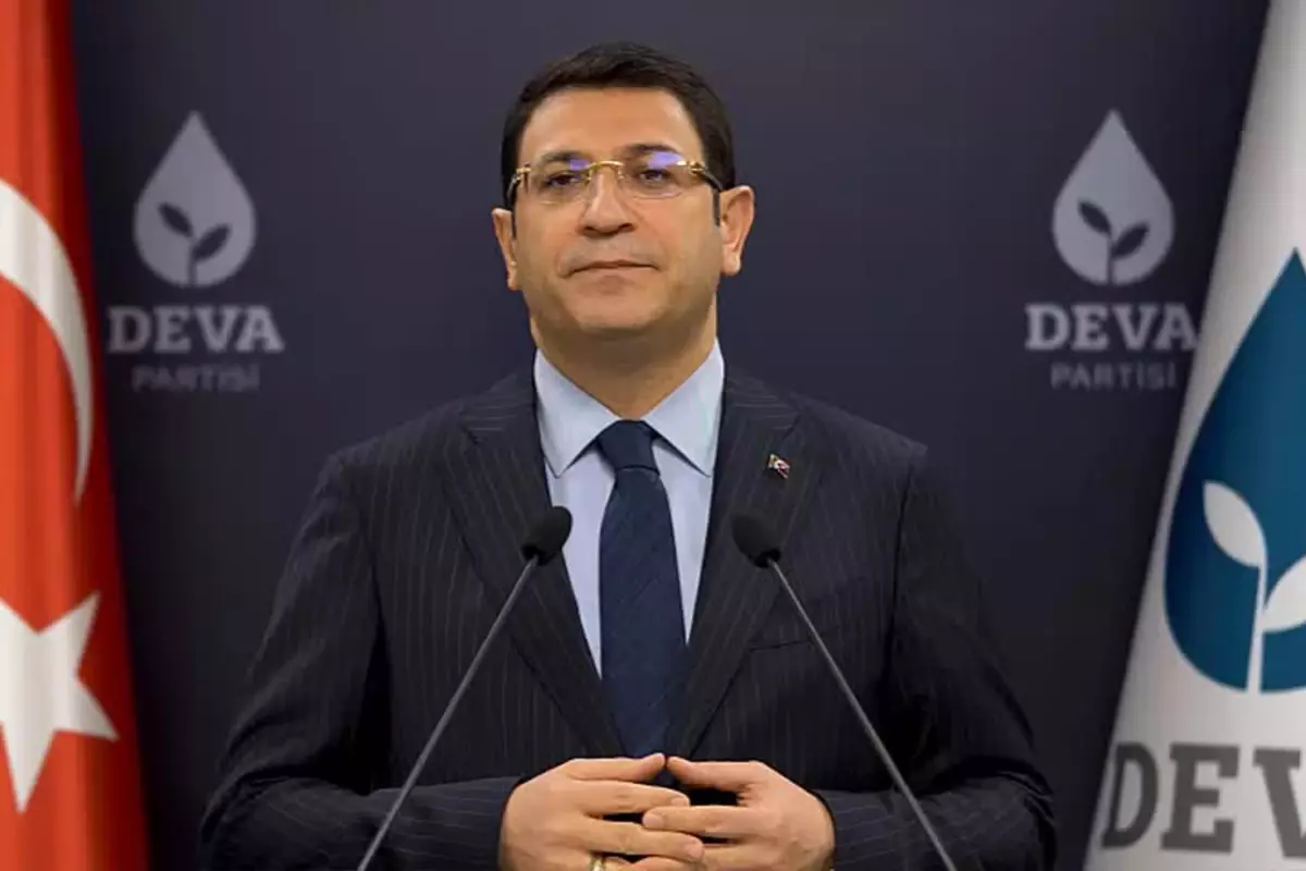 DEVA Partili İdris Şahin: Yaptığımız en büyük hatalardan biri CHP listelerinden seçime girmek