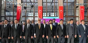 Devlet Tiyatroları'nın raylar üzerindeki tiyatrosu 'Vagon Sahne' yola çıktı