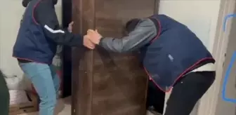 Diyarbakır ve Batman'da Firari Hükümlüler Gizli Bölmelerde Yakalandı