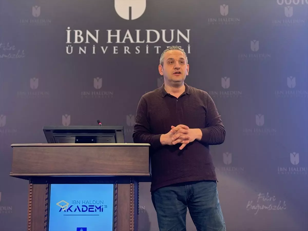 Dr. Cem Sökmen, İstanbul'un kültürel iletişim mekanlarını anlattı Açıklaması