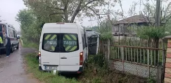 Düzce'de İşçi Servisi Kaza Yaptı: 8 Yaralı