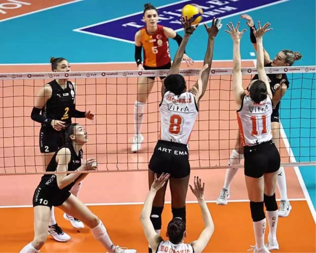 Eczacıbaşı Dynavit, Galatasaray'ı 3-0 Mağlup Ederek Seride Öne Geçti