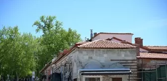 Edirne'de Tarihi Havlucular Hanı ve Mezit Bey Hamamı'nın Restorasyonu Devam Ediyor