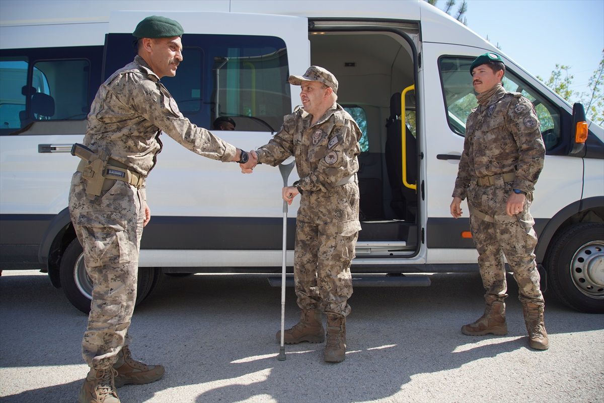 Engelli Adamın Özel Harekat Polisi Olma Hayali Gerçekleşti
