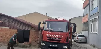 Edirne'de Metruk Binada Yangın Çıktı