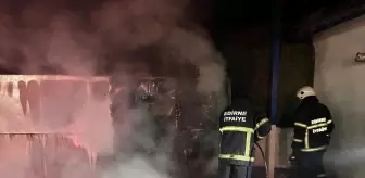 Edirne Ulus Pazarı'ndaki Depoda Yangın Çıktı
